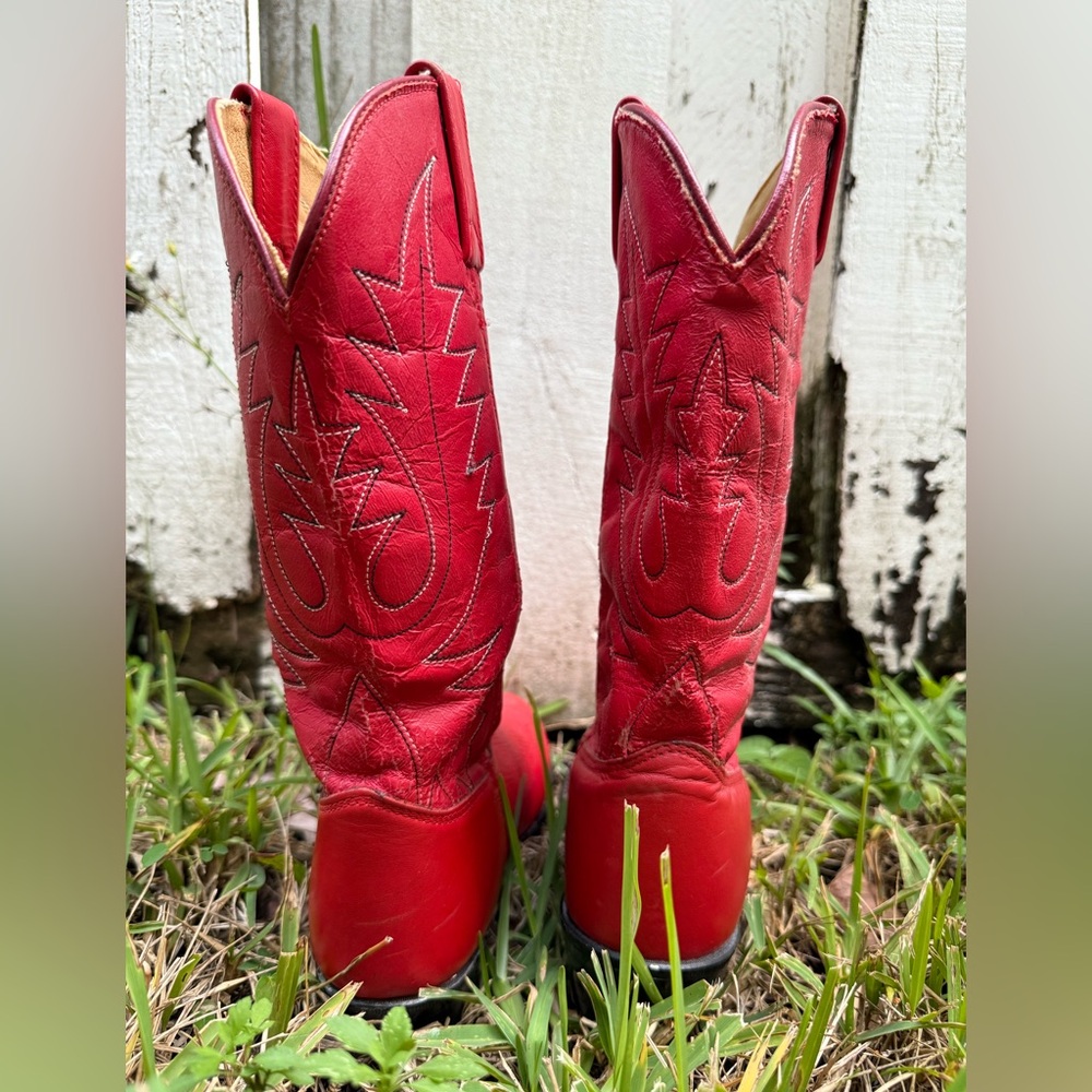 Red Western Cowboy Boots:Size 8 - Picture 8 of 10